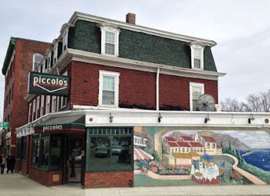 massachusetts/central-massachusetts/restaurant/piccolo-s