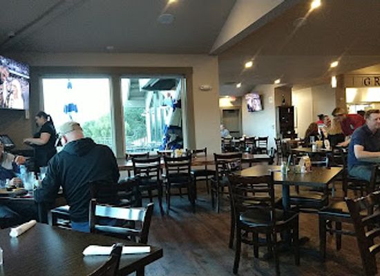 california/walnut-creek/restaurant/the-greenery-restaurant-sports-bar