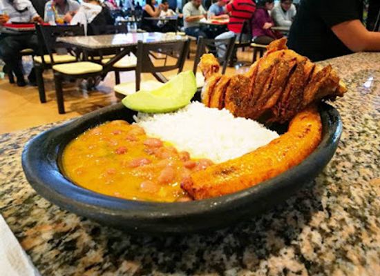 ecuador/ibarra/restaurant/quihubo-pues-laguna-mall