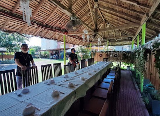 philippines/taal-volcano/restaurant/milan-s-native-food-and-grill