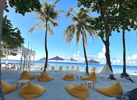 maldives/vaavu-atoll/restaurant/aya-cafe-restaurant