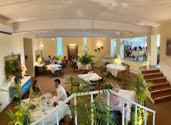 pakistan/lahore/restaurant/amu