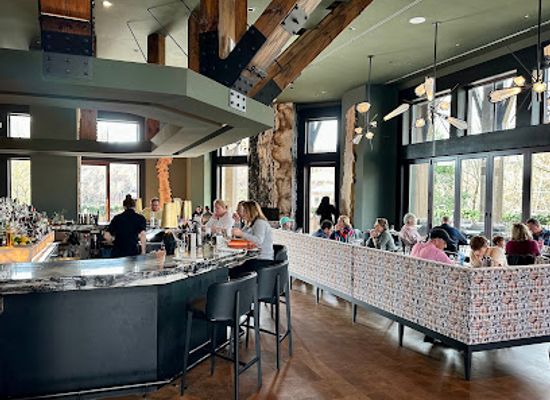 south-carolina/piedmont/restaurant/between-the-trees