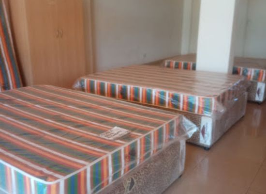 zimbabwe/nyanga/restaurant/furniture-zone