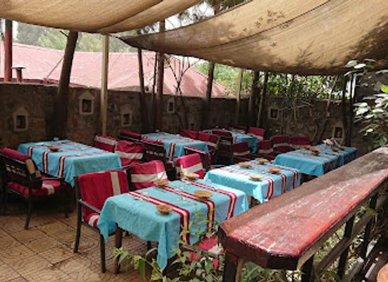ethiopia/turmi/restaurant/the-four-sisters-restaurant