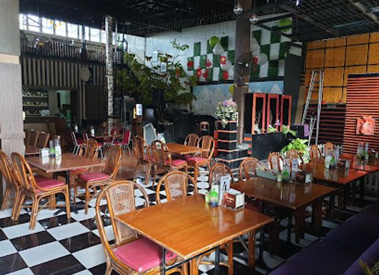 indonesia/makassar/restaurant/rumah-makan-gigi
