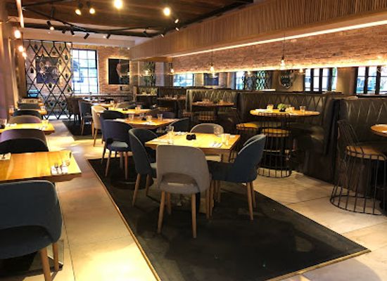 united-kingdom/manchester/restaurant/dukes-92