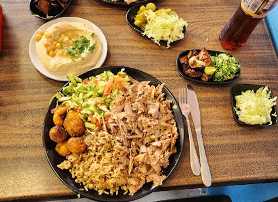 israel/hod-hasharon/restaurant/hamitzla-restaurant-shawarma-and-grilled-meat