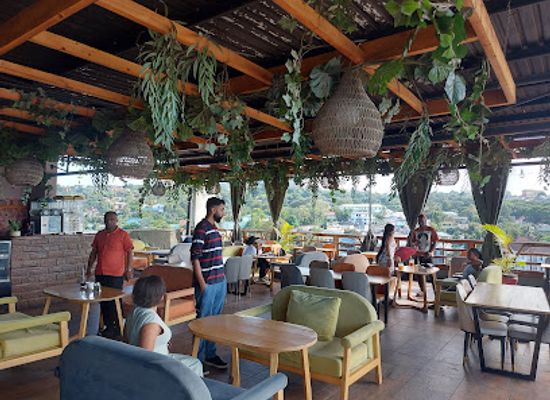 tanzania/mwanza/restaurant/rooftop-restaurant-cafe