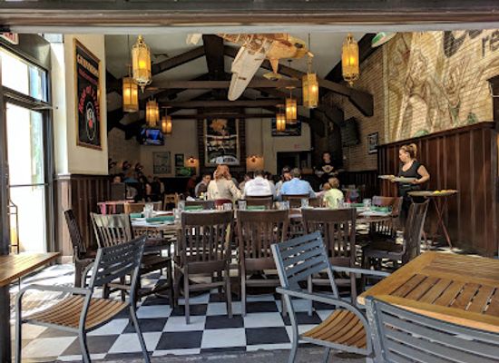 new-york/buffalo/restaurant/cole-s