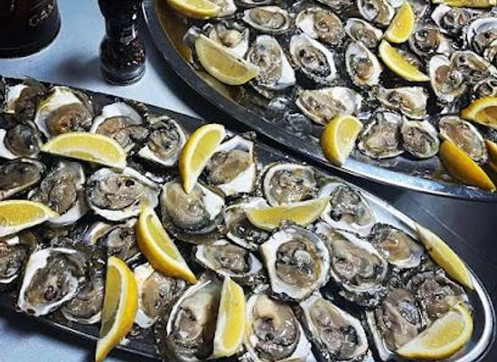 montenegro/bay-of-kotor/restaurant/luka-s-oyster-farm
