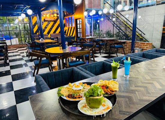 bangladesh/brahmaputra-jamuna-floodplain/restaurant/roadside-kitchen-bashundhara-r-a