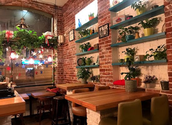 ukraine/kharkiv/restaurant/gdeburger