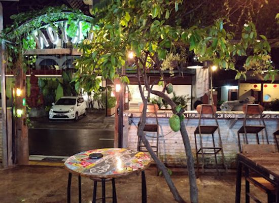 indonesia/yogyakarta/prawirotaman/restaurant/just-playon
