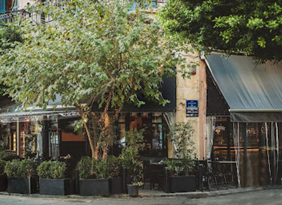 lebanon/beirut/gemmayzeh/restaurant/cyrano-cafe