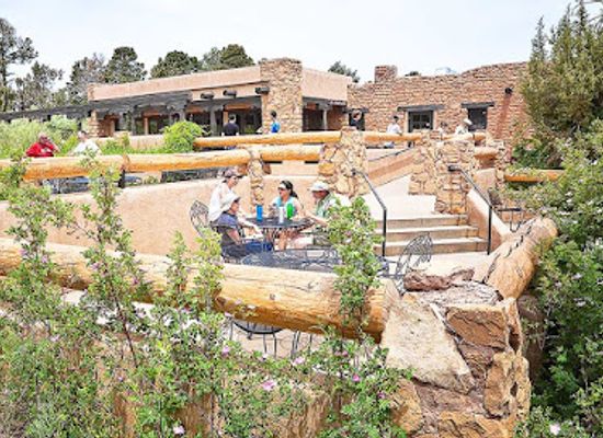 colorado/mesa-verde-national-park/restaurant/spruce-tree-terrace-cafe