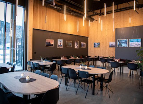 norway/sognefjord/restaurant/smakemeir