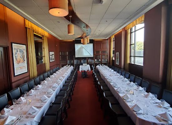 missouri/mississippi-river-valley/restaurant/ruth-s-chris-steak-house