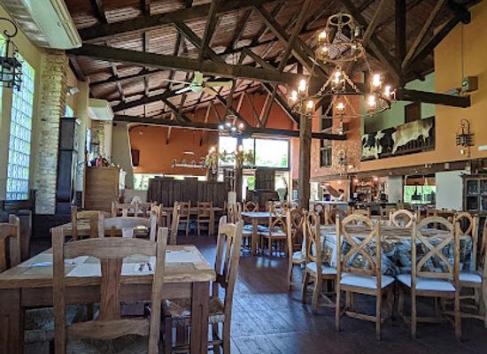 spain/aragon/restaurant/asador-pizzeria-portal-de-ordesa-asador-de-adolfo
