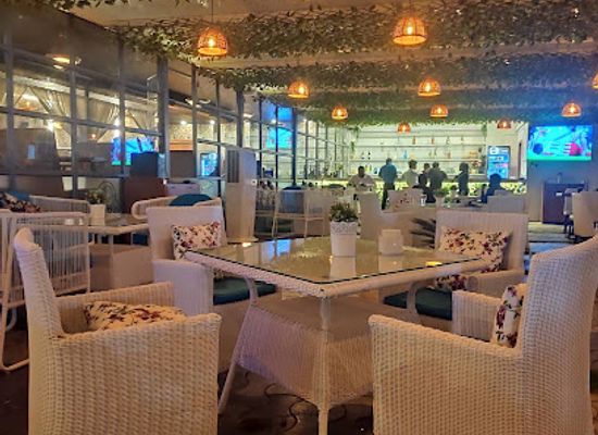 india/hyderabad/restaurant/cloud-dining