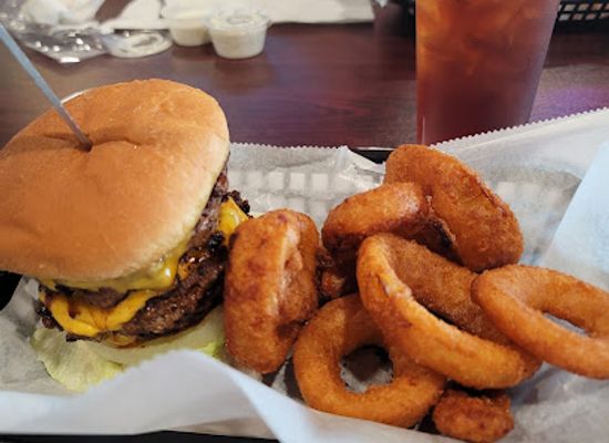 alabama/gadsden/restaurant/coop-de-ville-restaurant