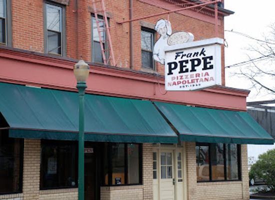 connecticut/new-haven-county/restaurant/frank-pepe-pizzeria-napoletana