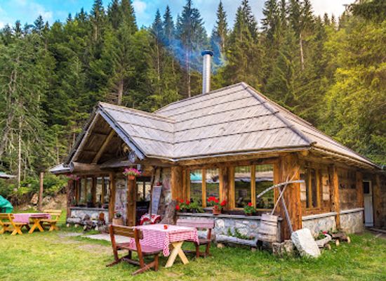 montenegro/komovi/restaurant/restoran-cardak-gradisnica