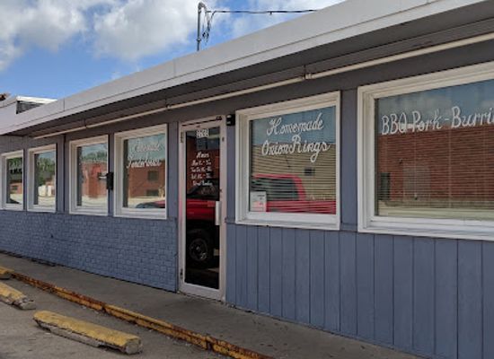 iowa/des-moines/restaurant/mr-bibbs-restaurant-home-of-the-tenderloin-sandwich