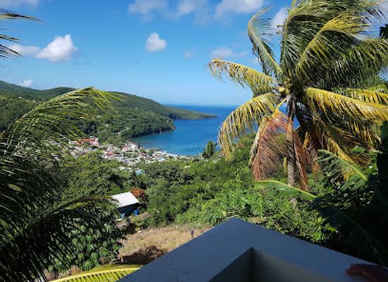 saint-lucia/canaries-quarter/restaurant/benny-s-tropical-dream-bar-and-restaurant