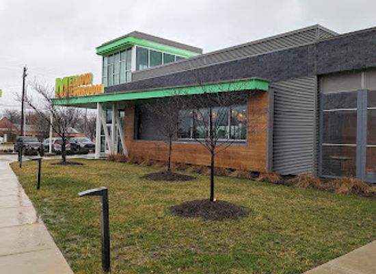 missouri/lincoln-hills/restaurant/mellow-mushroom-st-louis