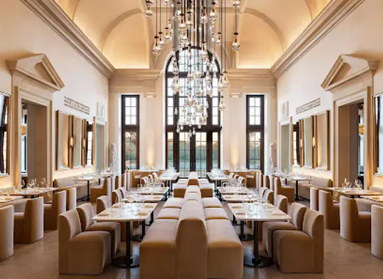 indiana/west-central-indiana/restaurant/the-dining-room-at-rh-indianapolis