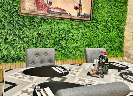malta/mqabba/restaurant/vineleaves