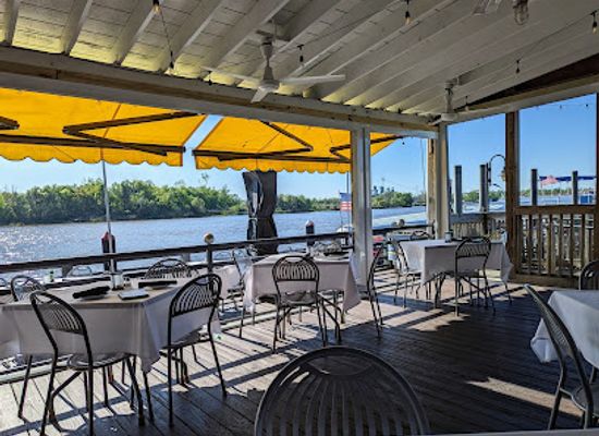 north-carolina/cape-fear-coast/restaurant/the-george-on-the-riverwalk
