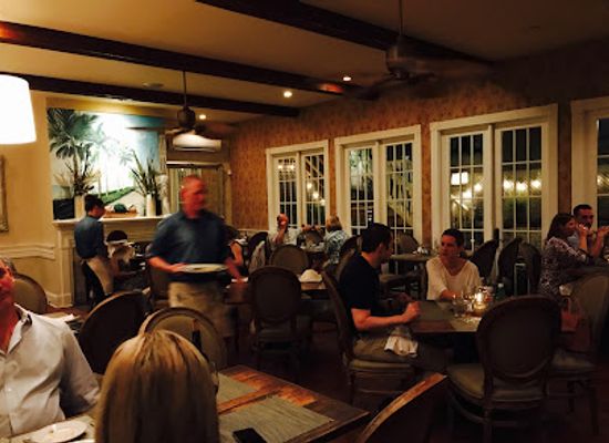 south-carolina/charleston/restaurant/poogan-s-porch