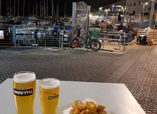 israel/jaffa/restaurant/fish-chips-jaffa-port