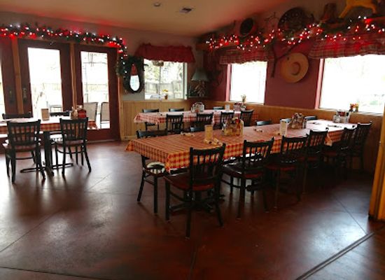 utah/canyonlands/restaurant/susie-s-branding-iron-restaurant