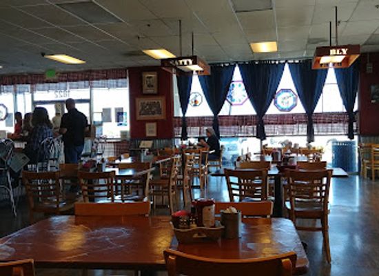 oregon/klamath-falls/restaurant/starv-n-marv-n-family-restaurant