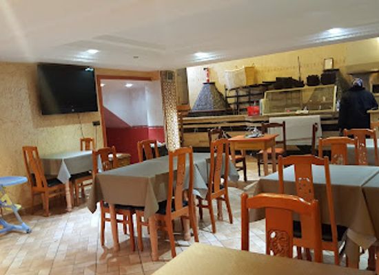 morocco/oujda/restaurant/traditional-grilled-meat-um-al-qura