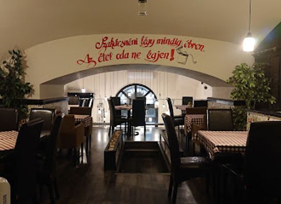 hungary/northern-hungary/restaurant/hung-a-ry