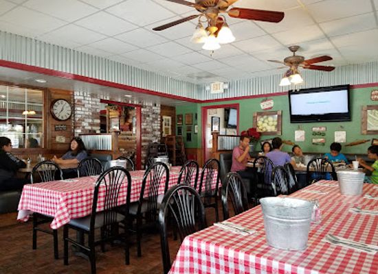 california/tracy/restaurant/huckleberry-s-breakfast-lunch