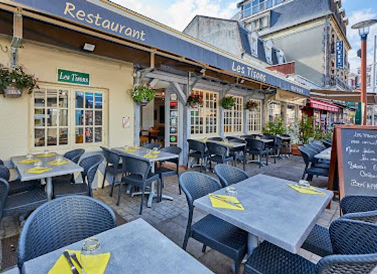france/normandy-beaches/restaurant/les-tisons
