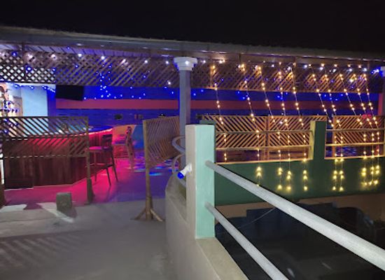 togo/lake-togo-area/restaurant/la-terrasse-bon-coin