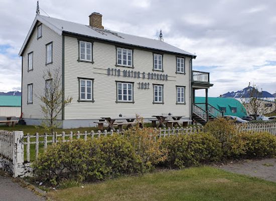 iceland/highlands/restaurant/otto-matur-drykkur