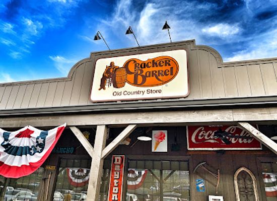 arizona/yavapai-county/restaurant/cracker-barrel-old-country-store