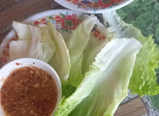 laos/thakhek/restaurant/vae-kon-r-ham-zaep