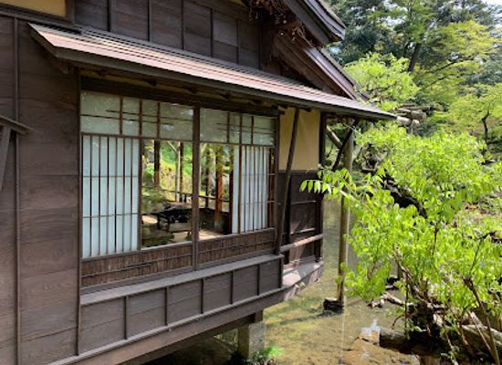 japan/kanazawa/kenrokuen-garden/restaurant/miyoshian-suitei