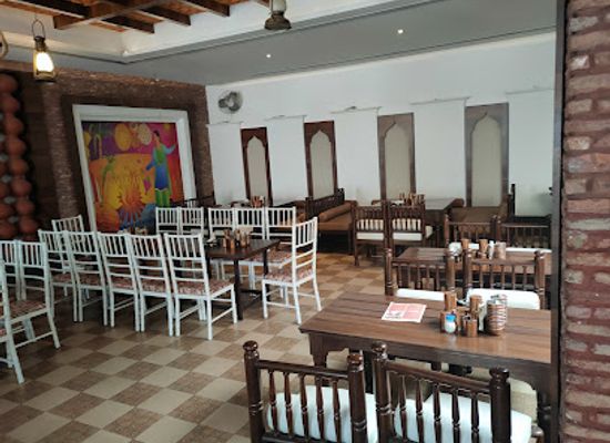 india/amritsar/wagah-border/restaurant/saddi-haweli
