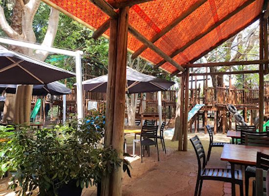 botswana/molepolole/restaurant/sanitas-tea-garden