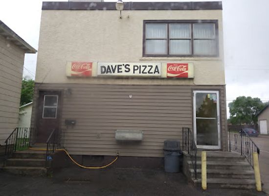 minnesota/iron-range/restaurant/dave-s-pizza