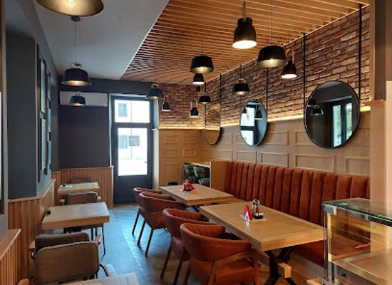 montenegro/cetinje/restaurant/restoran-pjat